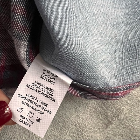 NWT Rails Harper Tencel Collar Button Down Chambray Denim Plaid Long Sleeve Top - Picture 15 of 17